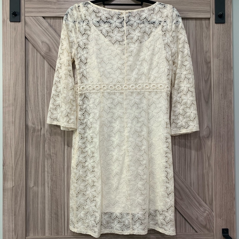 Ivory Lace Dress - Picture 2 of 4